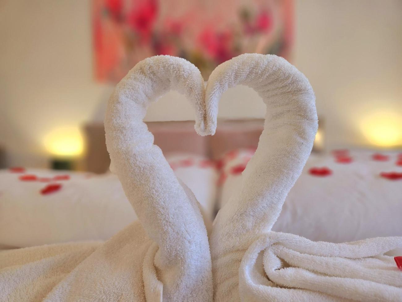 Holdvirag Hotel Sárvár Екстериор снимка