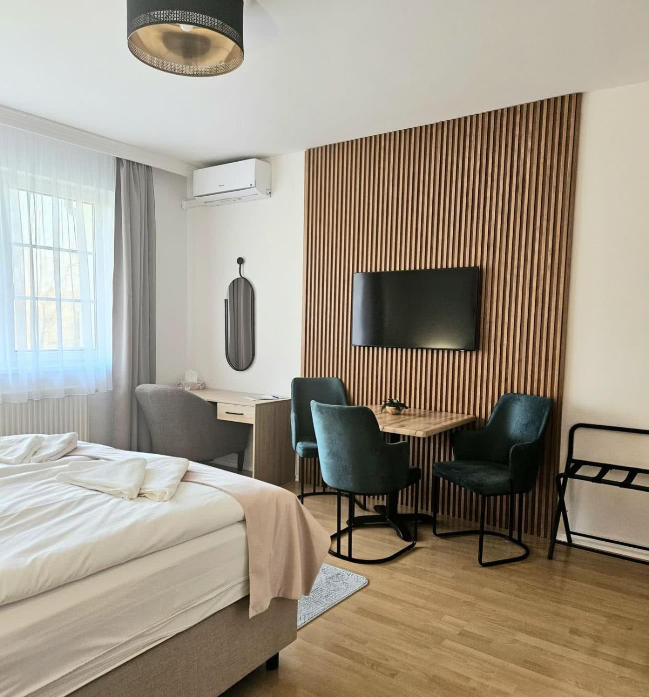 Holdvirag Hotel Sárvár Екстериор снимка