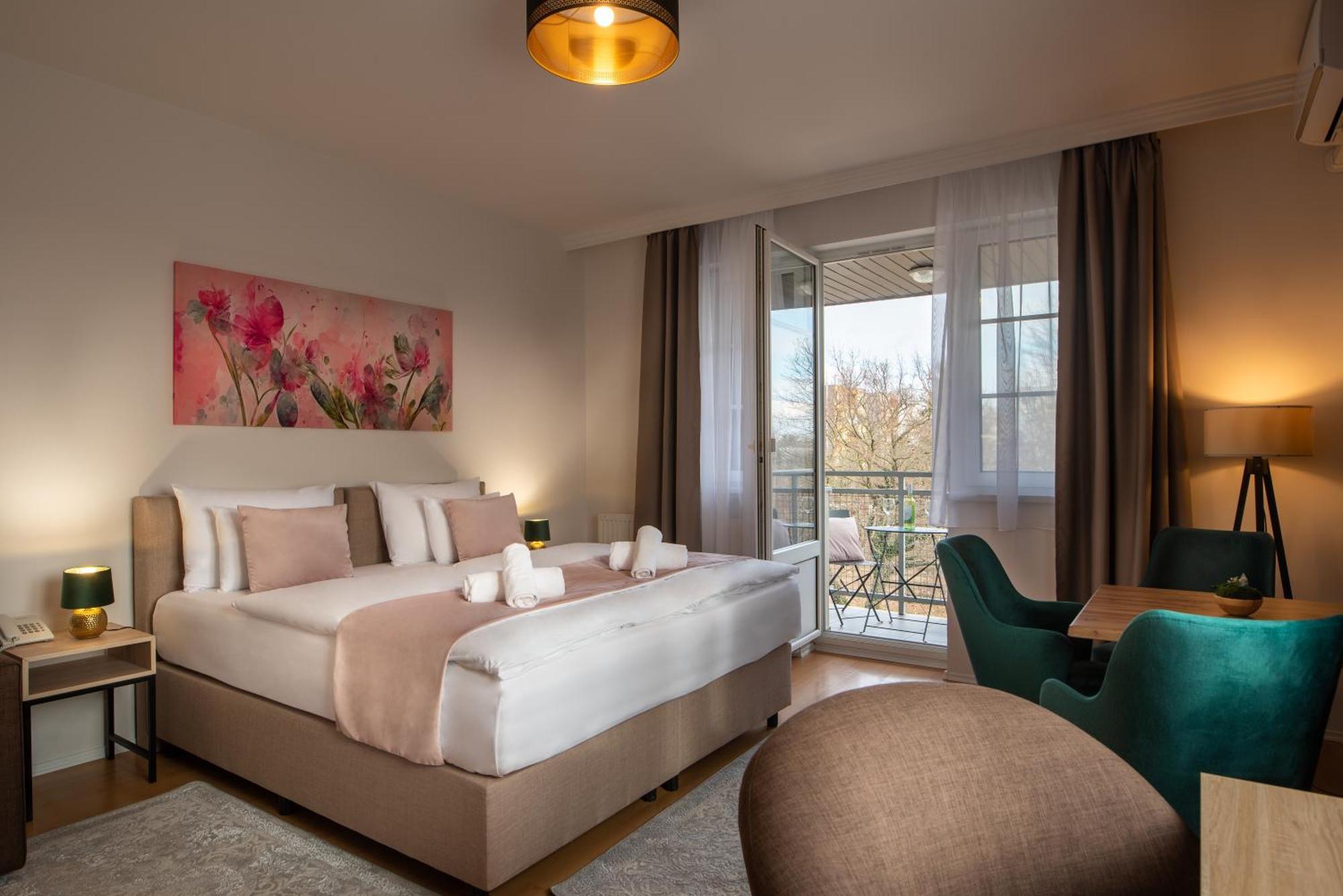 Holdvirag Hotel Sárvár Стая снимка