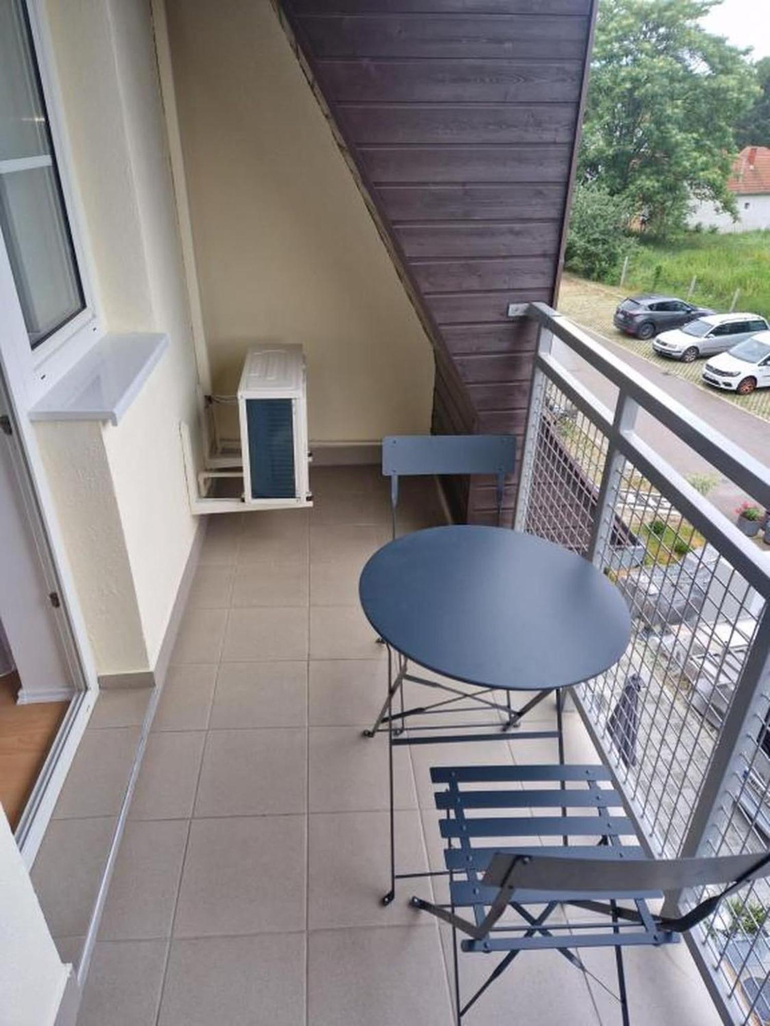 Holdvirag Hotel Sárvár Екстериор снимка