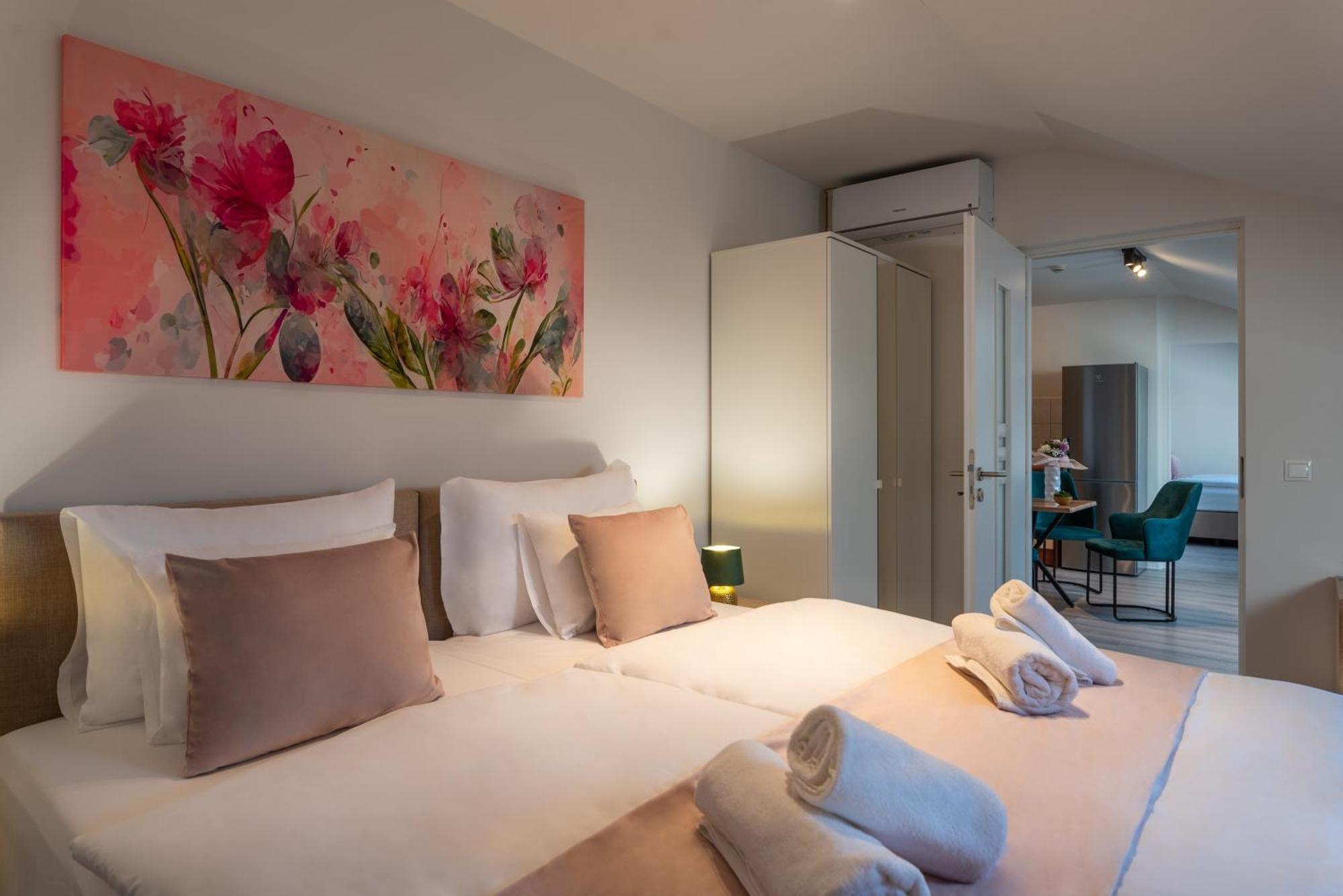 Holdvirag Hotel Sárvár Стая снимка